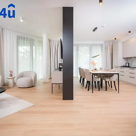 Vidok Grand Panorama 322m By Rent4you Apartment